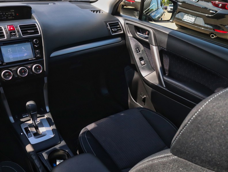 2018 Subaru Forester 2.5I Touring CVT W/Eyesight Pkg
