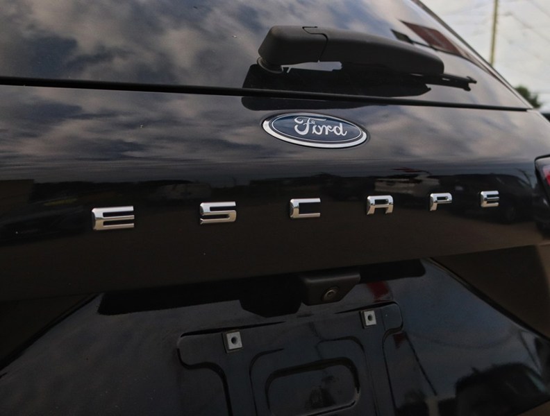2020 Ford Escape Sel AWD