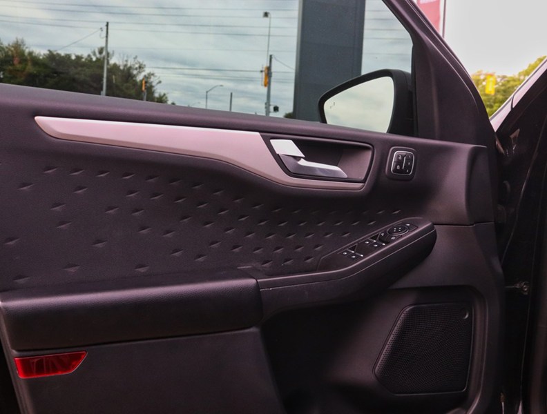 2020 Ford Escape Sel AWD
