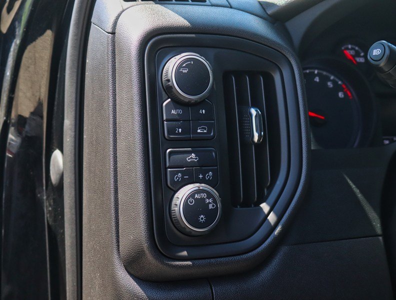 2023 Chevrolet Silverado 1500 4WD Crew Cab 157