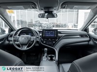 2024 Toyota Camry SE Auto