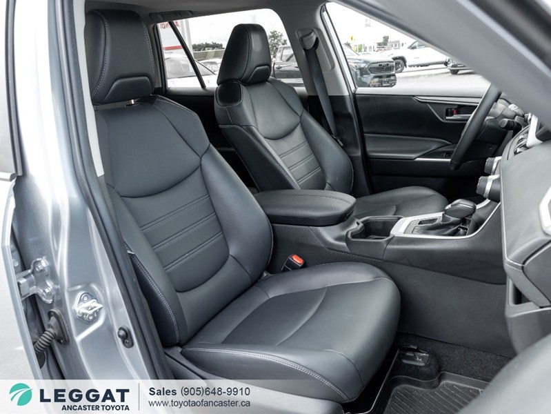 2023 Toyota Rav4 XLE Premium AWD