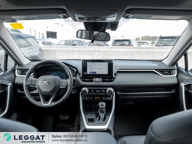 2023 Toyota Rav4 XLE Premium AWD
