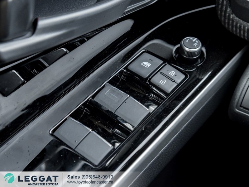 2025 Toyota bZ4X XLE AWD