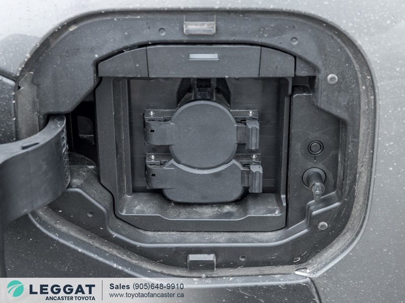 2025 Toyota bZ4X XLE AWD