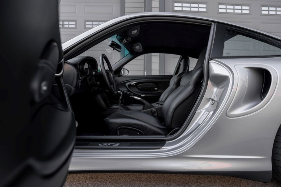 2002 Porsche 911 2Dr Carrera Gt2 Turbo 6-Spd Manual