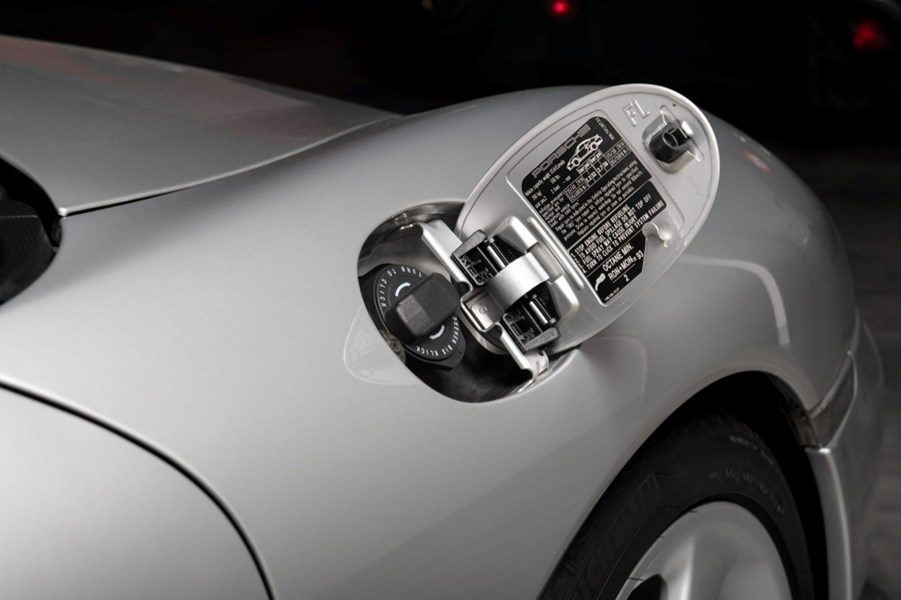 2002 Porsche 911 2Dr Carrera Gt2 Turbo 6-Spd Manual