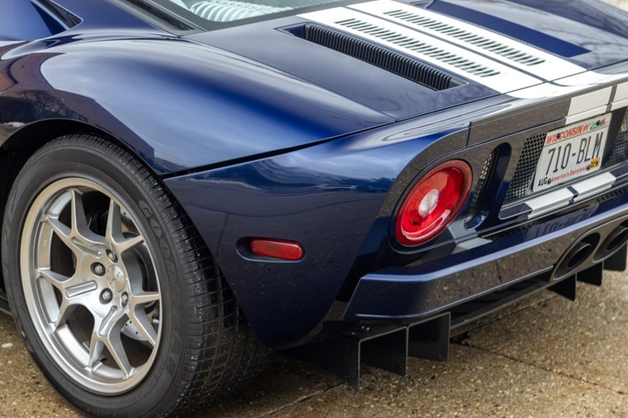 2005 Ford Thunderbird 2Dr Cpe