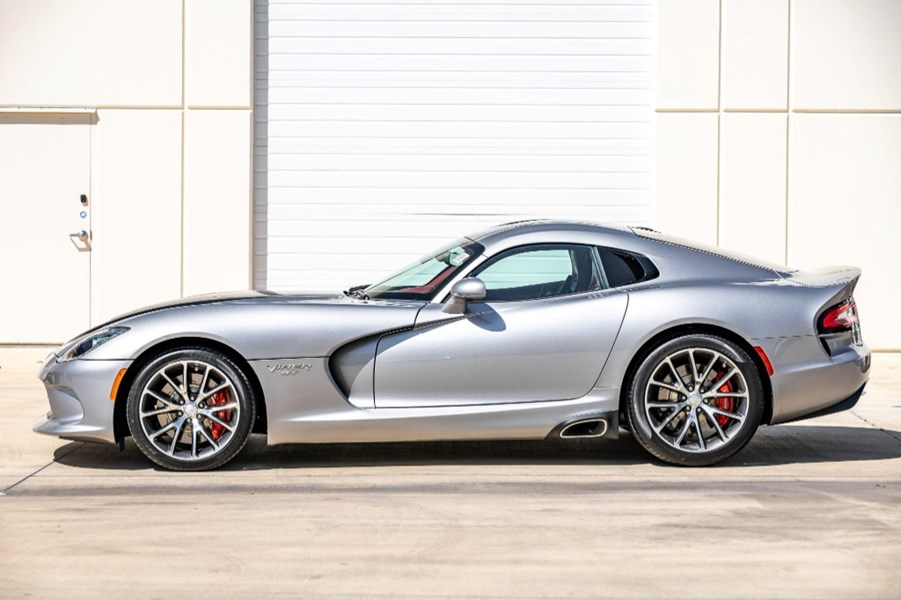 2017 DODGE VIPER GTC
