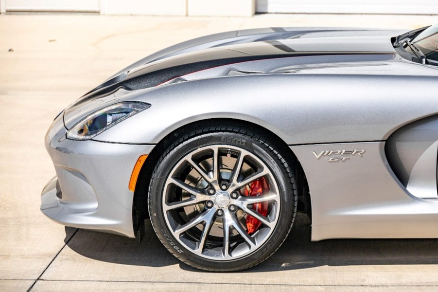 2017 DODGE VIPER GTC