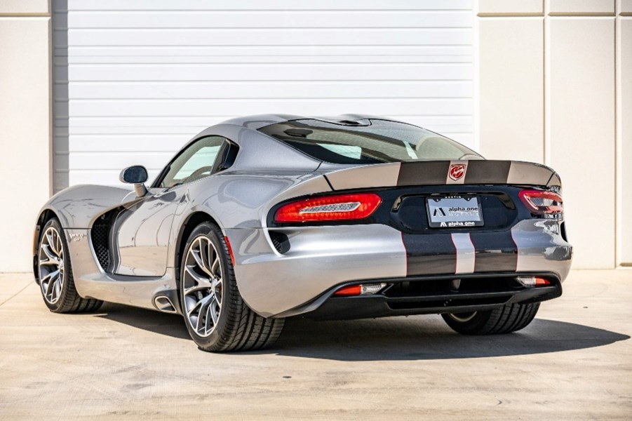 2017 DODGE VIPER GTC