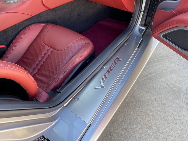 2017 DODGE VIPER GTC