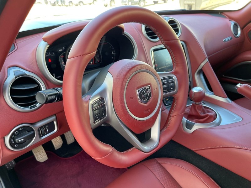 2017 DODGE VIPER GTC