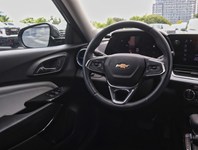 2025 Chevrolet Trax FWD 4Dr LT