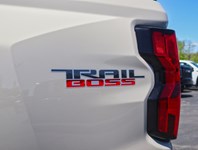 2026 Chevrolet Colorado 4WD Crew Cab Trail Boss