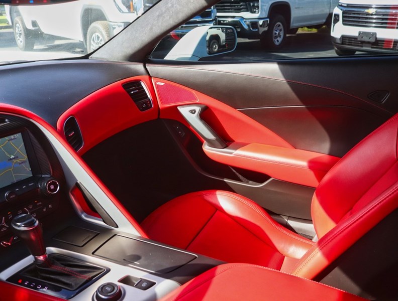 2015 Chevrolet Corvette 2Dr Stingray Z51 Cpe W/3Lt