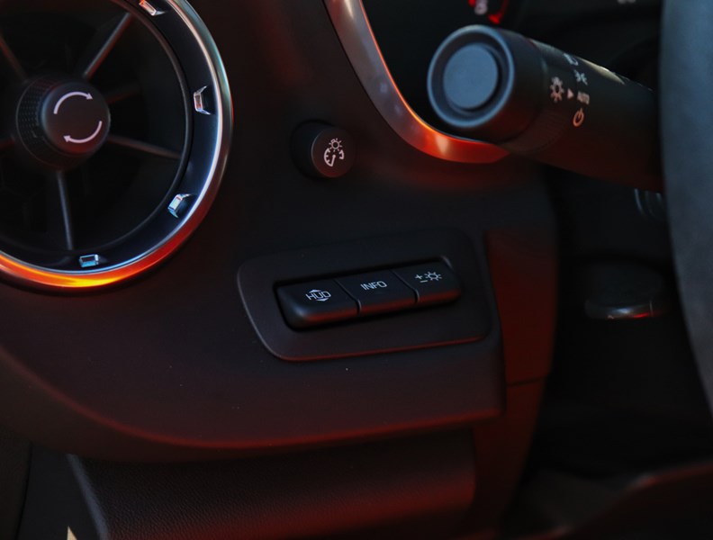 2018 Chevrolet Camaro 2Dr Cpe 2Lt