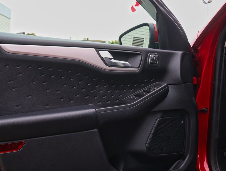 2020 Ford Escape Sel AWD
