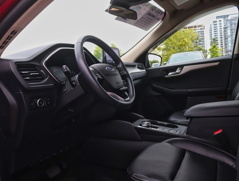 2020 Ford Escape Sel AWD