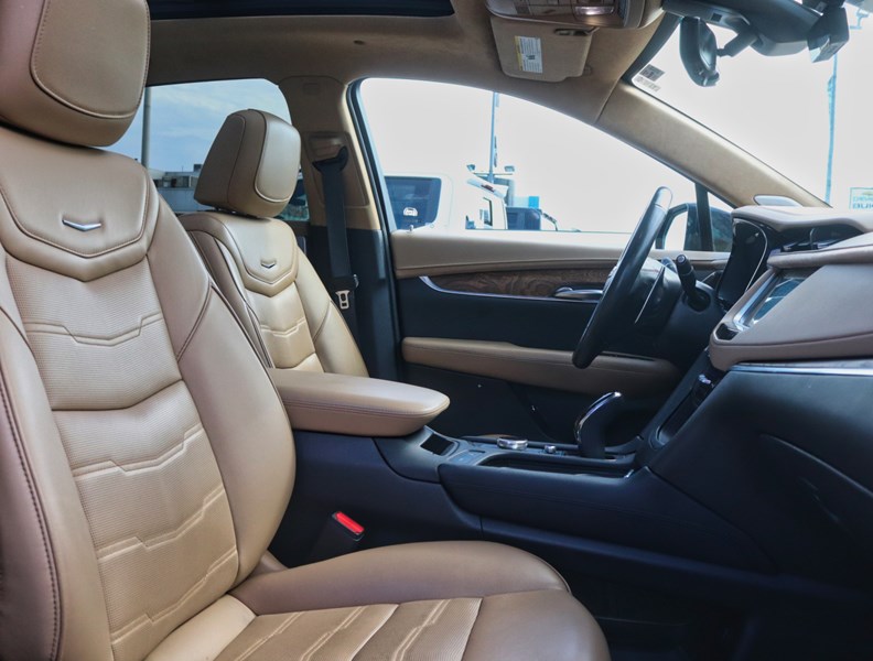 2024 Cadillac Xt5 AWD 4Dr Sport