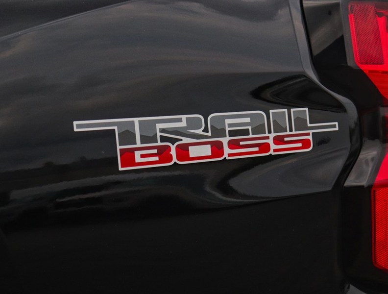 2024 Chevrolet Colorado 4WD Crew Cab Trail Boss