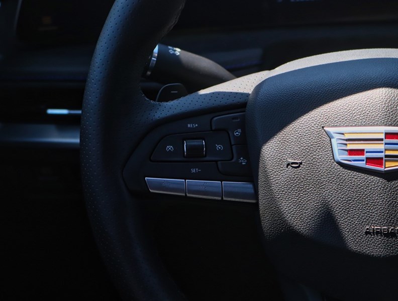 2025 Cadillac Xt4 AWD 4Dr Sport