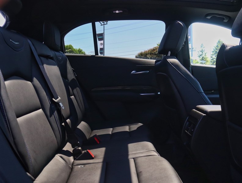 2025 Cadillac Xt4 AWD 4Dr Sport
