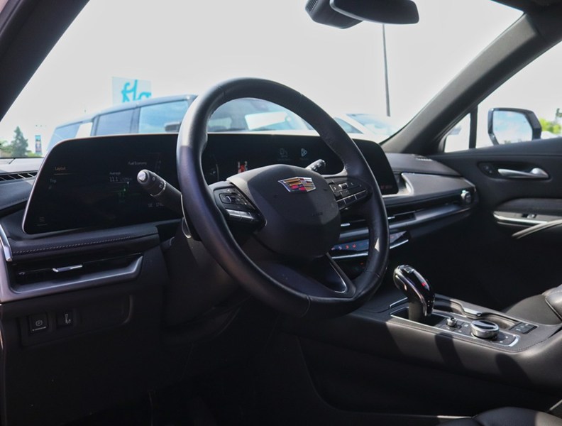2025 Cadillac Xt4 AWD 4Dr Premium Luxury