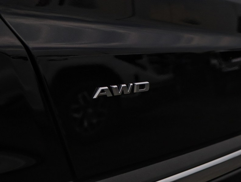 2025 Cadillac Xt5 AWD 4Dr Sport