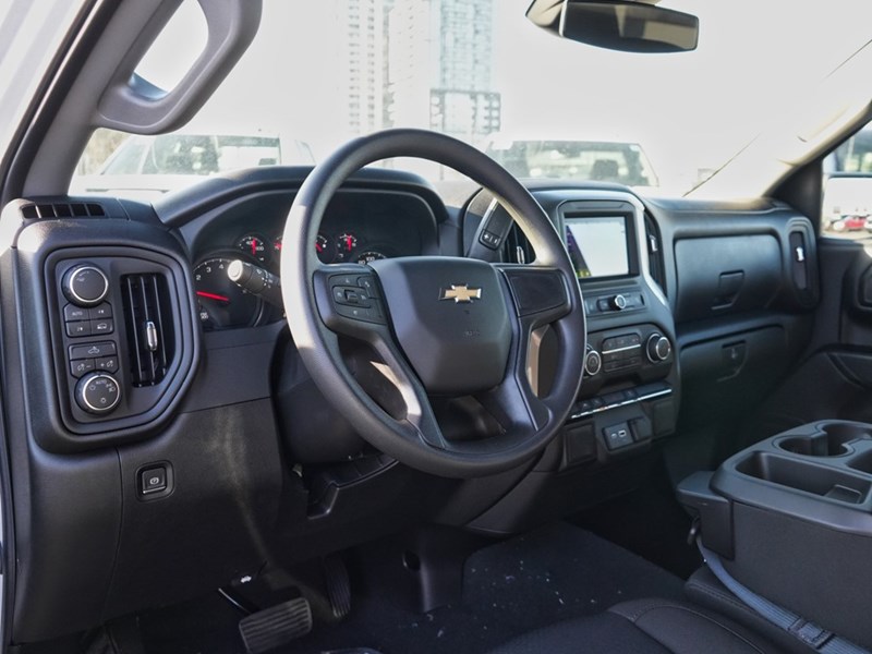 2025 Chevrolet Silverado 1500 4WD Crew Cab 147