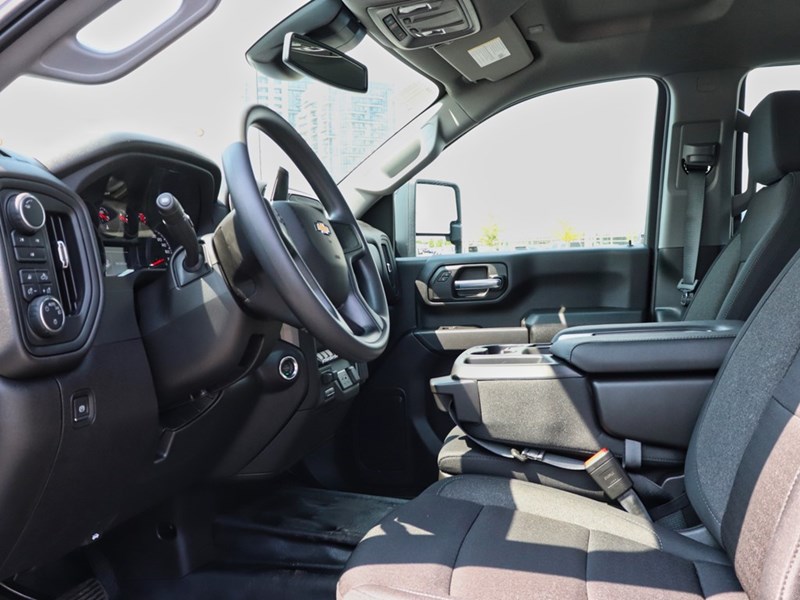 2025 Chevrolet Silverado 2500HD 4WD Crew Cab 172