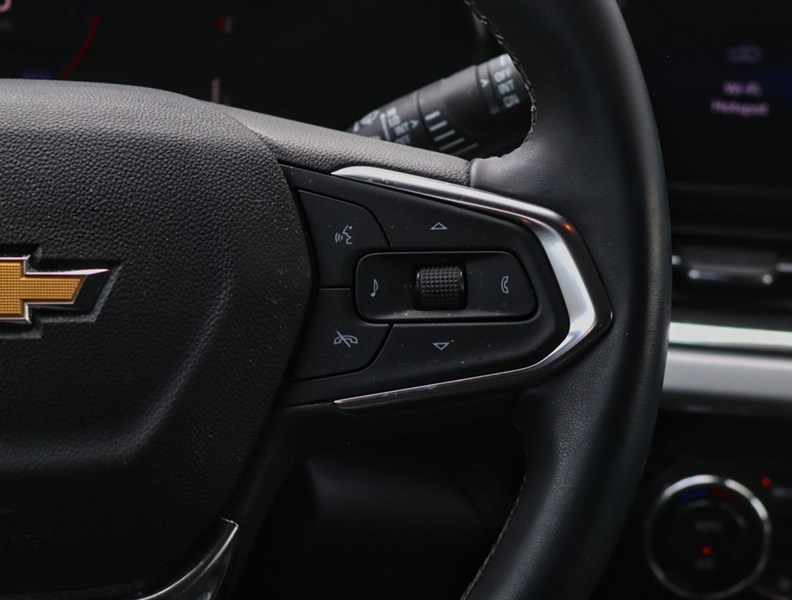 2025 Chevrolet Trax FWD 4Dr LT