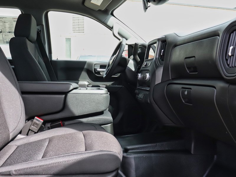 2025 GMC Sierra 1500 4WD Double Cab 147