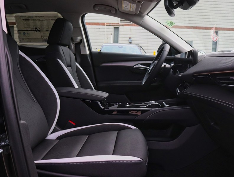 2026 Buick Envision AWD 4Dr Sport Touring