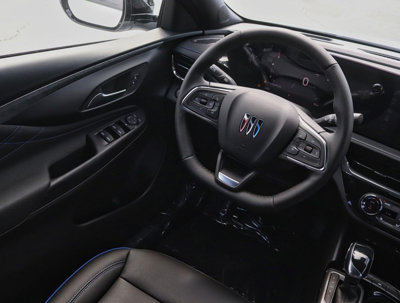 2026 Buick Envista FWD 4Dr Sport Touring