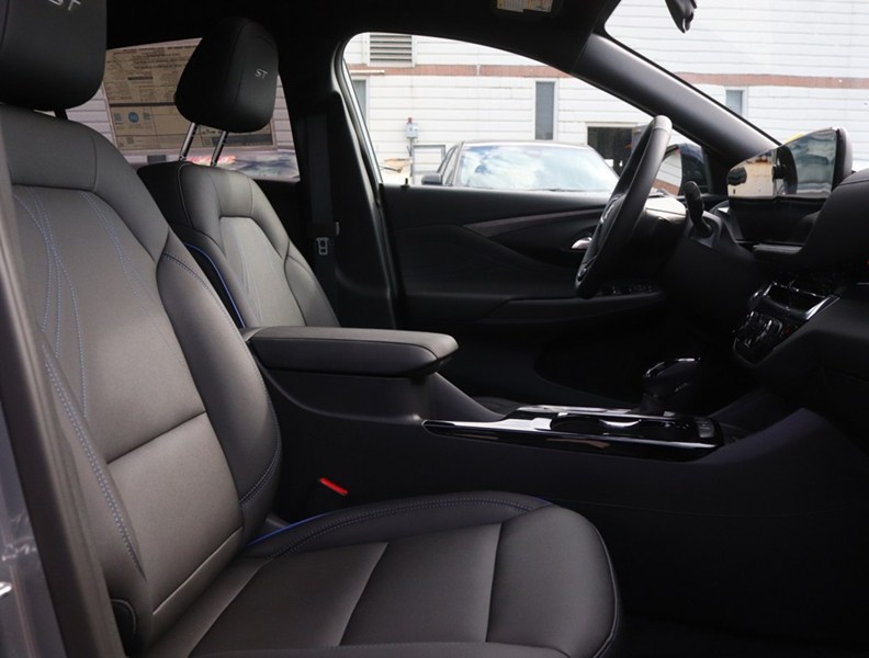 2026 Buick Envista FWD 4Dr Sport Touring