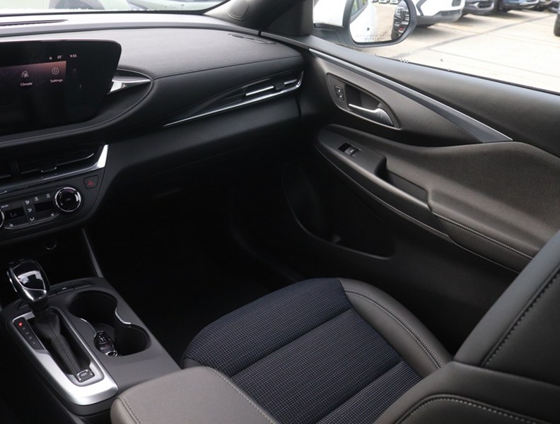 2026 Buick Envista FWD 4Dr Preferred