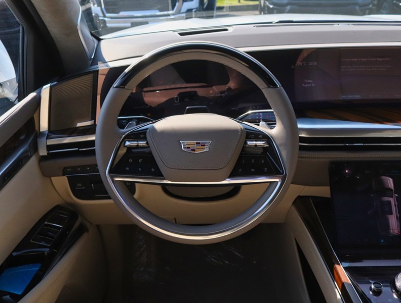 2026 Cadillac Escalade 4WD 4Dr Platinum Luxury