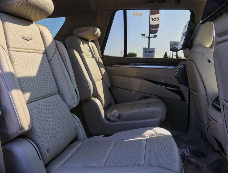 2026 Cadillac Escalade 4WD 4Dr Platinum Luxury