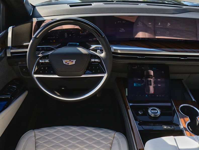 2026 Cadillac Escalade 4WD 4Dr Platinum Sport