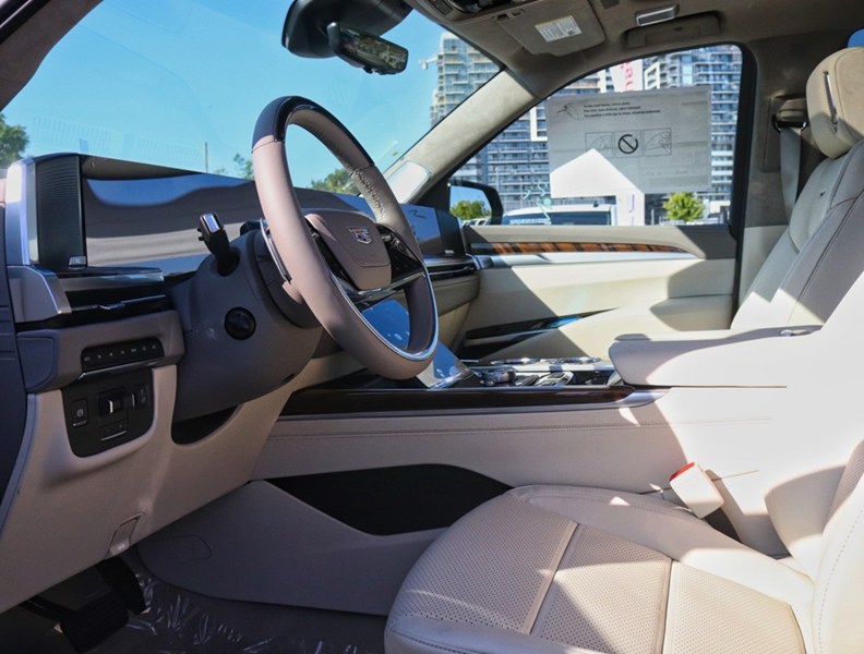 2026 Cadillac Escalade 4WD 4Dr Platinum Luxury