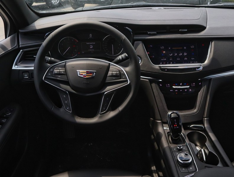 2026 Cadillac Xt5 FWD 4Dr Luxury