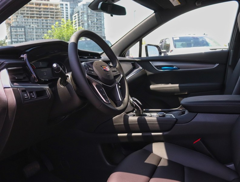2026 Cadillac Xt5 FWD 4Dr Luxury