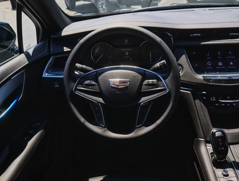 2026 Cadillac Xt5 AWD 4Dr Luxury