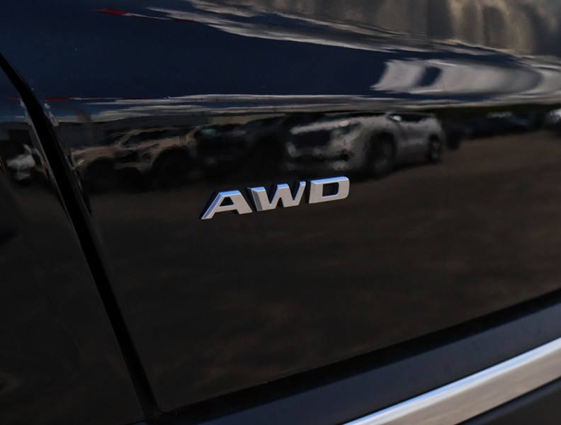 2026 Cadillac Xt5 AWD 4Dr Luxury
