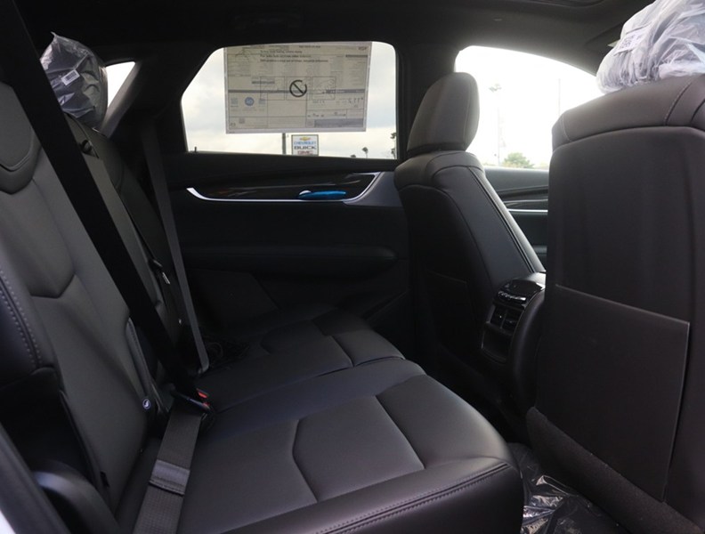 2026 Cadillac Xt5 AWD 4Dr Sport