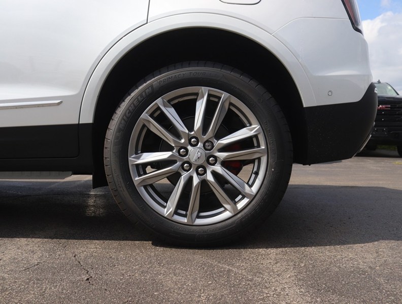 2026 Cadillac Xt5 AWD 4Dr Sport