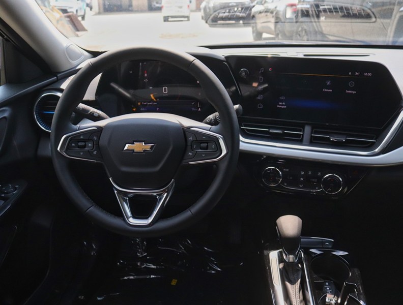 2026 Chevrolet Trax FWD 4Dr LT