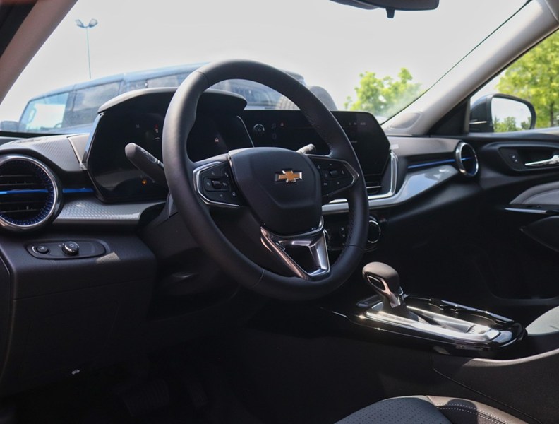 2026 Chevrolet Trax FWD 4Dr LT