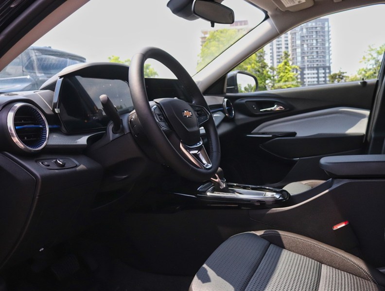 2026 Chevrolet Trax FWD 4Dr LT